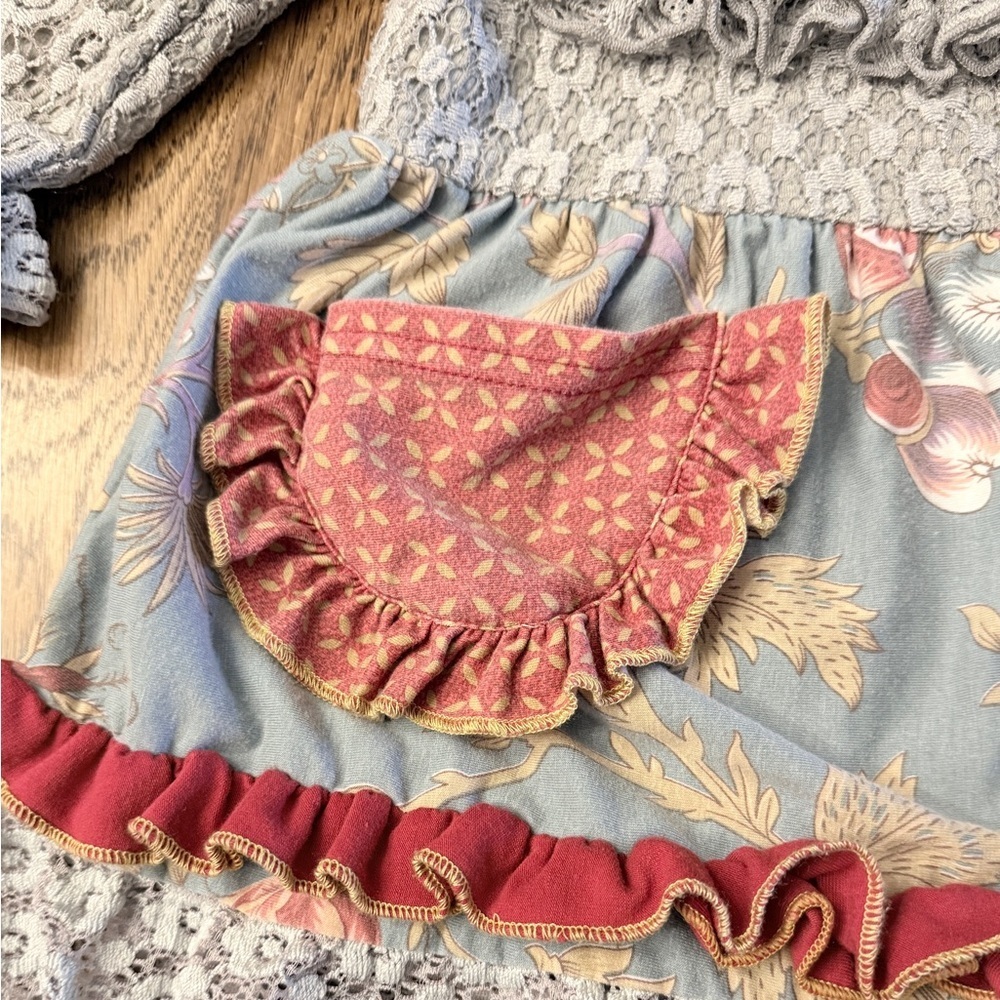Tutu and Lulu Lace & Blue Floral Ruffle Dress w/ Red Accents 2-3T CUTE! Boho CK - Picture 3 of 7